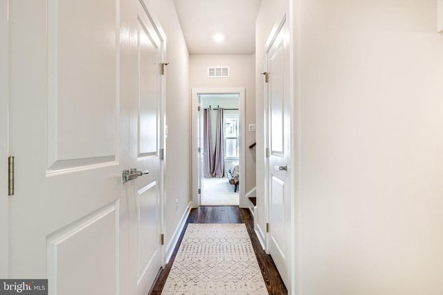 2335 WATER PROMENADE AVE, Herndon, VA 20171