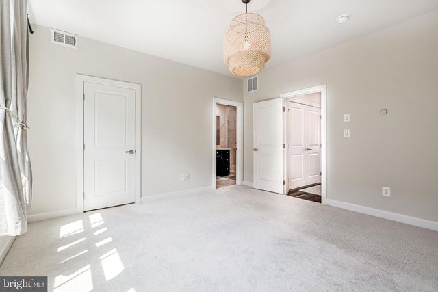 2335 WATER PROMENADE AVE, Herndon, VA 20171