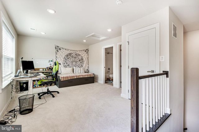 2335 WATER PROMENADE AVE, Herndon, VA 20171