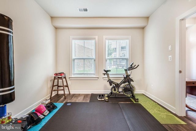 2335 WATER PROMENADE AVE, Herndon, VA 20171