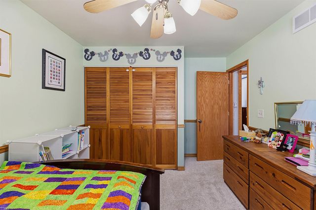 41688 Tetley Dr Drive, Sterling Heights, MI 48313