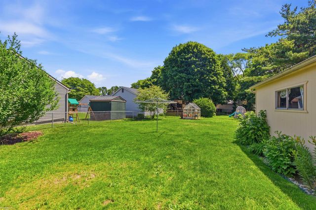 41688 Tetley Dr Drive, Sterling Heights, MI 48313