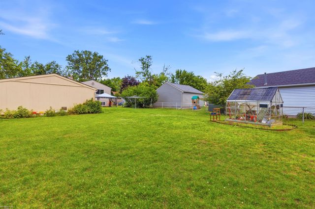 41688 Tetley Dr Drive, Sterling Heights, MI 48313