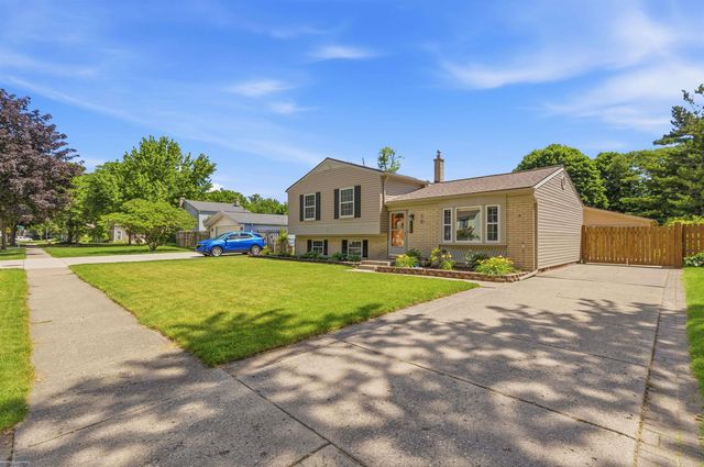 41688 Tetley Dr Drive, Sterling Heights, MI 48313