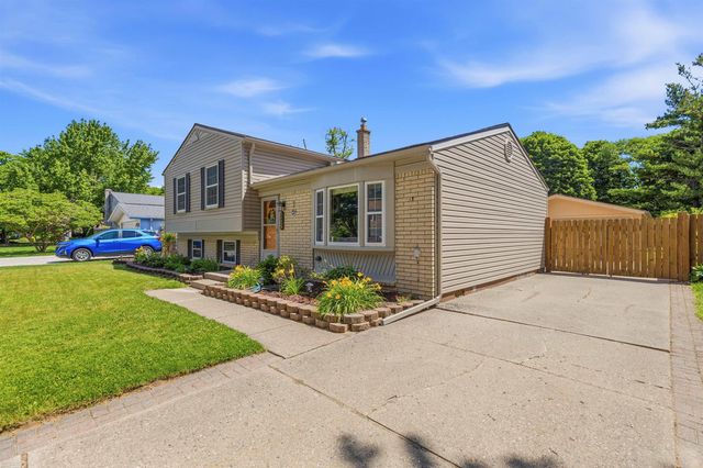 41688 Tetley Dr Drive, Sterling Heights, MI 48313