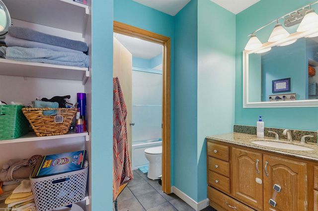 41688 Tetley Dr Drive, Sterling Heights, MI 48313