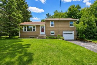 26 Willow Place, Middletown, NY 10940