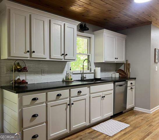116 Blue Ridge Drive, Sautee Nacoochee, GA 30571