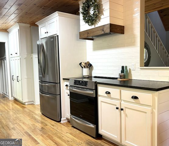 116 Blue Ridge Drive, Sautee Nacoochee, GA 30571