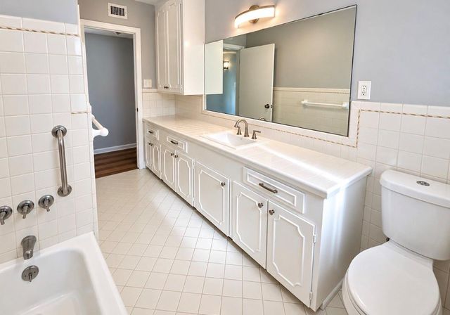 6443 Lawndale Street, Houston, TX 77023