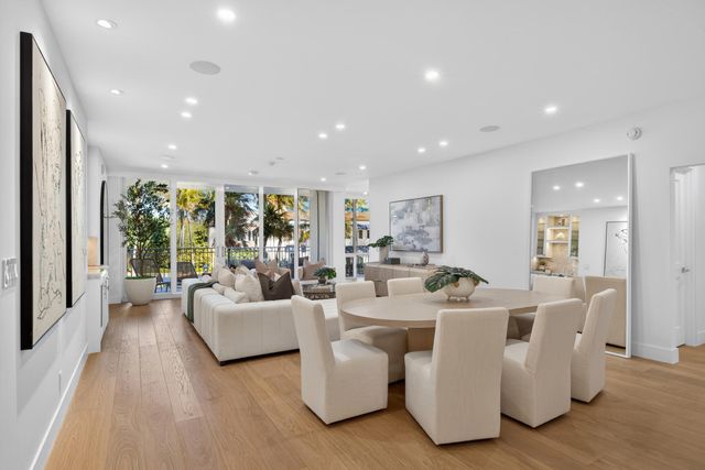 100 Royal Palm Way D2, Palm Beach, FL 33480