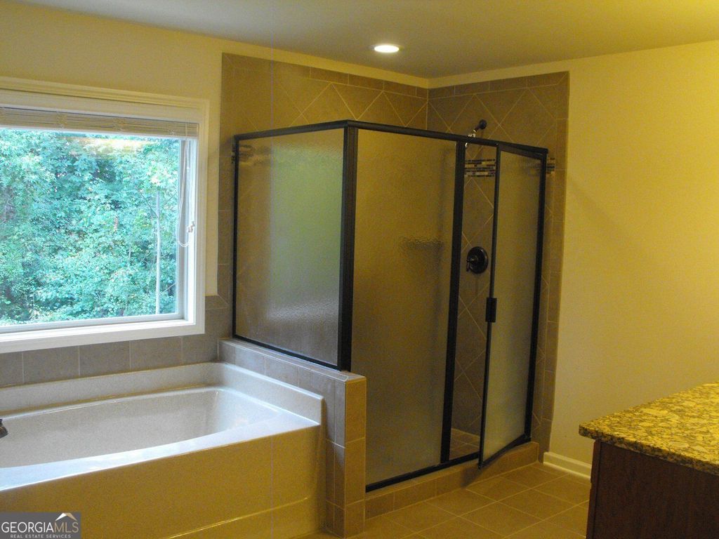4289 Amberleaf Walk, Lilburn, GA 30047 — photo 4