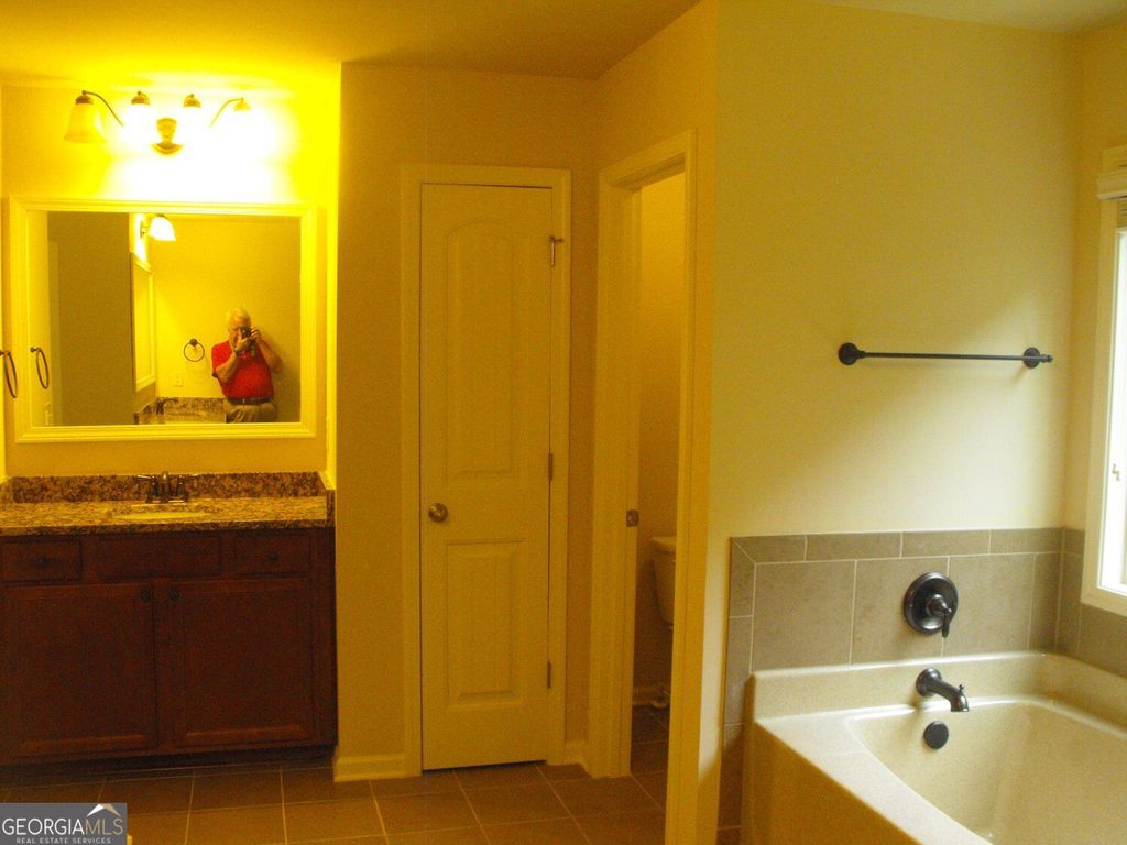 4289 Amberleaf Walk, Lilburn, GA 30047 — photo 5