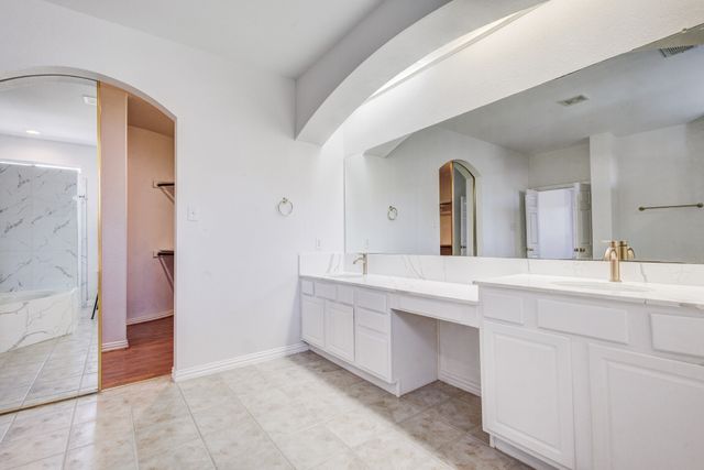 9618 Peach Tree Lane, Rowlett, TX 75089