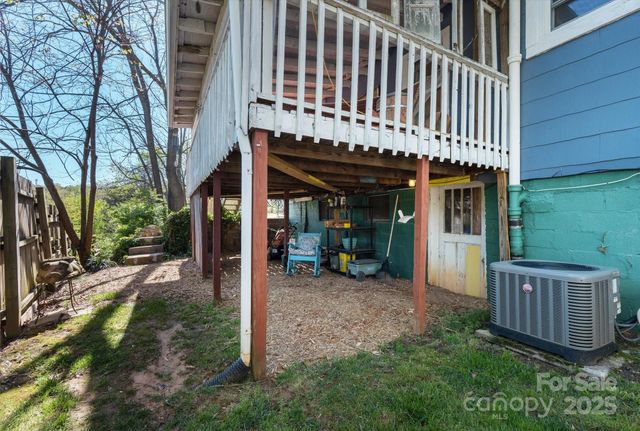 1 South Lane, Woodfin, NC 28804