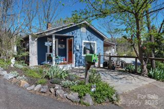 1 South Lane, Woodfin, NC 28804