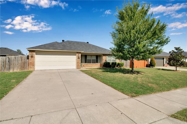 3504 Reynolds Avenue, Springdale, AR 72764