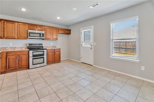 3504 Reynolds Avenue, Springdale, AR 72764