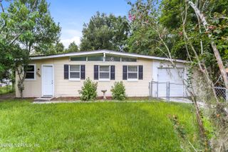 7029 KING ARTHUR Road N, Jacksonville, FL 32211