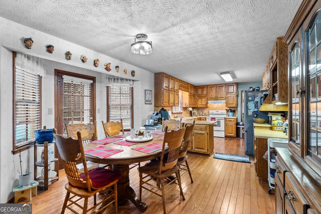 102 Hayes Circle, Rex, GA 30273