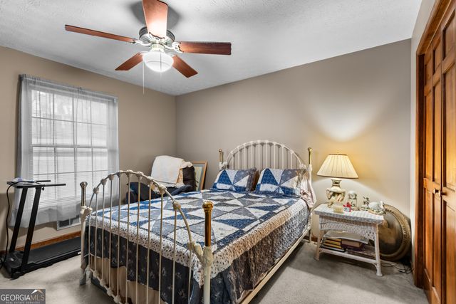 102 Hayes Circle, Rex, GA 30273