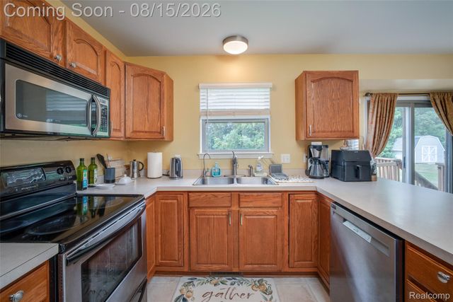 8376 Oak Ridge Drive, Atlas Township, MI 48438