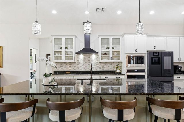 8001 WOODLEAF BOULEVARD, Wesley Chapel, FL 33544