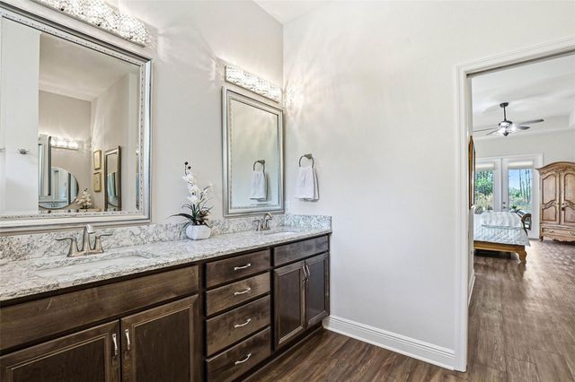 8001 WOODLEAF BOULEVARD, Wesley Chapel, FL 33544