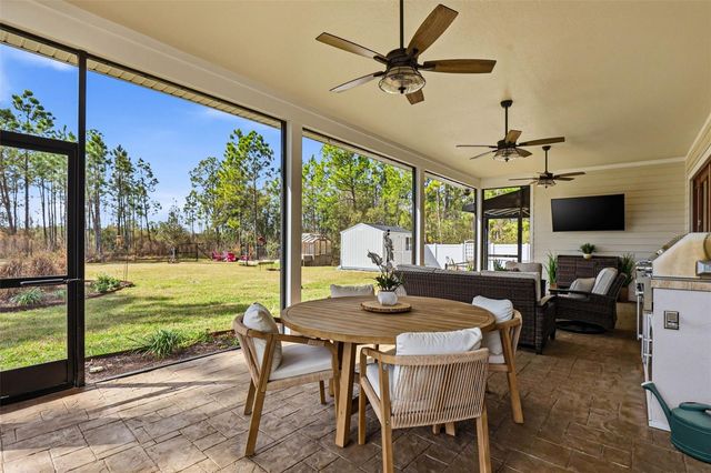 8001 WOODLEAF BOULEVARD, Wesley Chapel, FL 33544