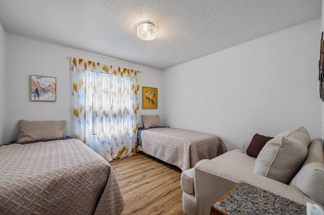 5130 Court Road, Houston, TX 77053