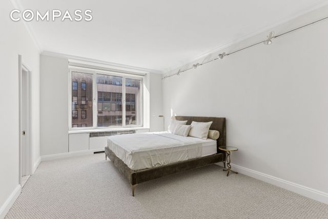 333 E 57th St Apt 13A, New York City, NY 10022