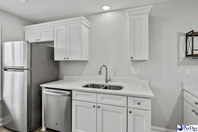 1705 Tuxedo Junction, Effingham, SC 29541