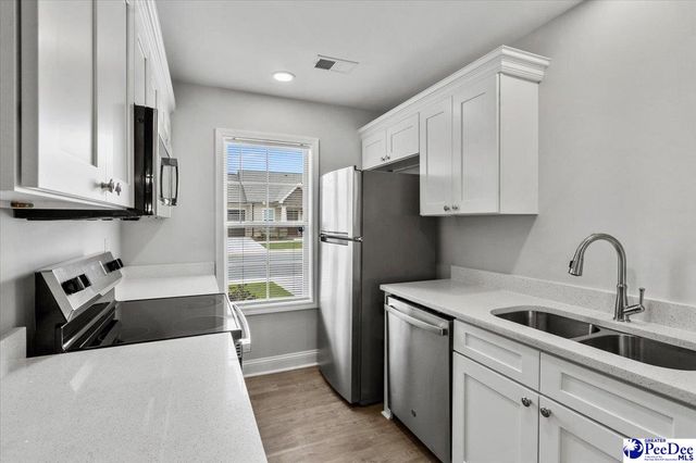 1705 Tuxedo Junction, Effingham, SC 29541
