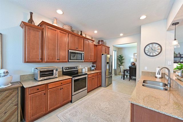 4428 67TH STREET E, Bradenton, FL 34203