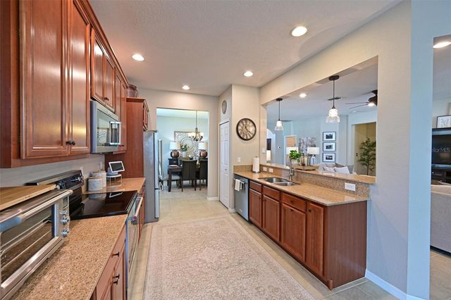 4428 67TH STREET E, Bradenton, FL 34203