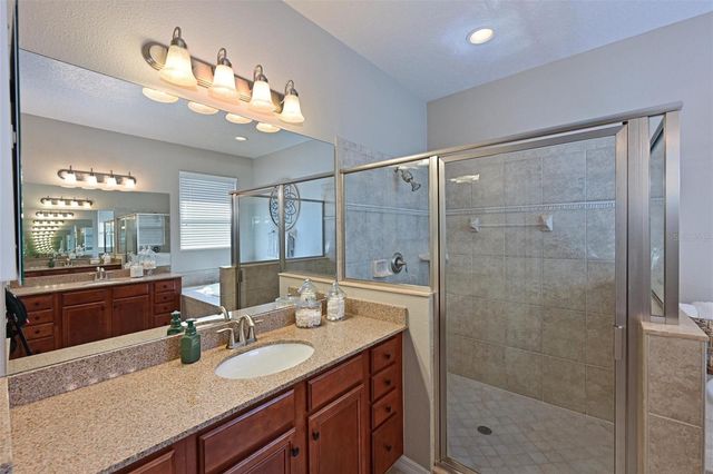 4428 67TH STREET E, Bradenton, FL 34203