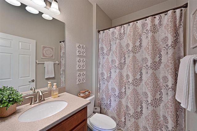 4428 67TH STREET E, Bradenton, FL 34203