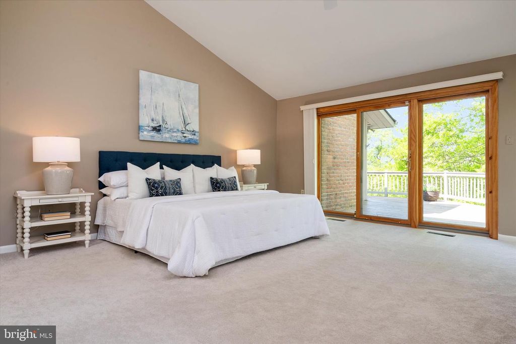 Image 23 of property listing at 267 RUGBY CT, Arnold, MD 21012