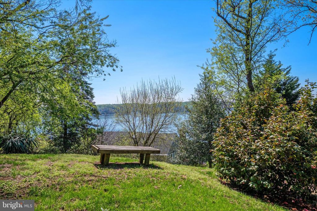 Image 46 of property listing at 267 RUGBY CT, Arnold, MD 21012