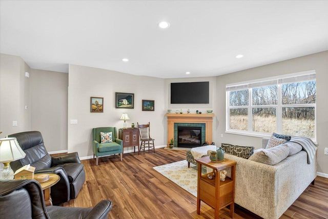 1249 Wild Willow Way, Verona, WI 53593