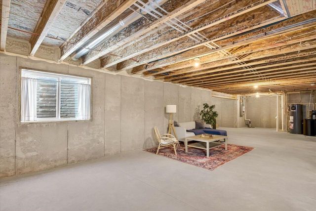 1249 Wild Willow Way, Verona, WI 53593