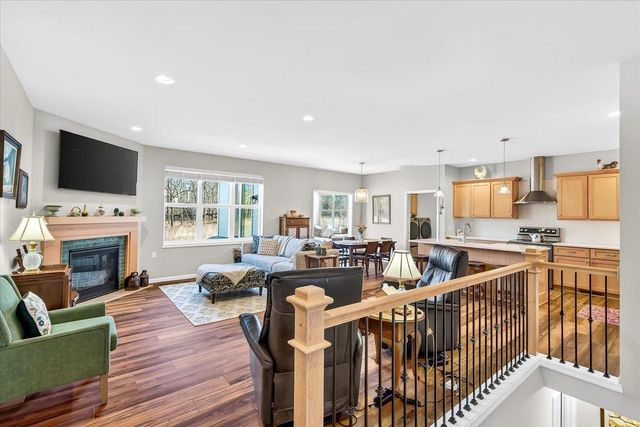 1249 Wild Willow Way, Verona, WI 53593