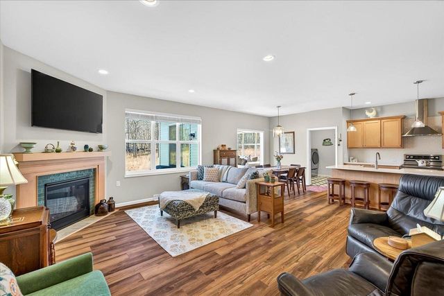 1249 Wild Willow Way, Verona, WI 53593