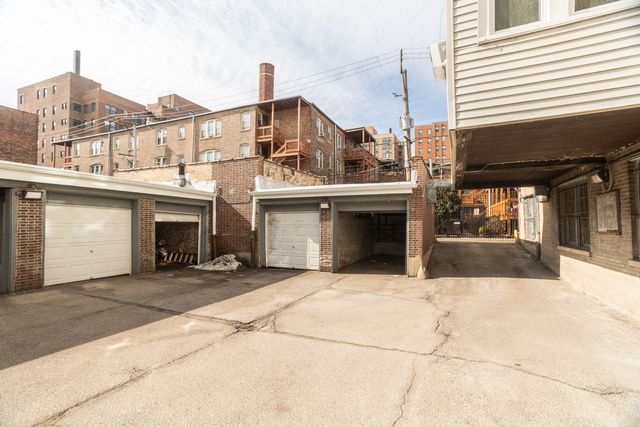 2321 E 69TH Street 2, Chicago, IL 60649