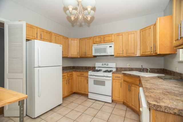 2321 E 69TH Street 2, Chicago, IL 60649