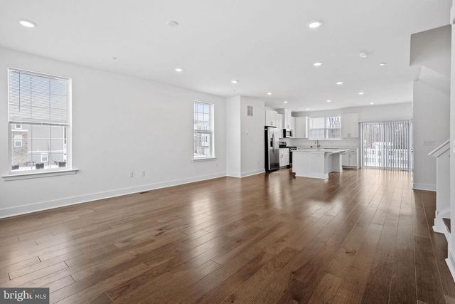 137 ADA HIGHTOWER AVE, Pennington, NJ 08534
