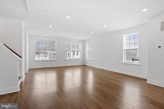 137 ADA HIGHTOWER AVE, Pennington, NJ 08534