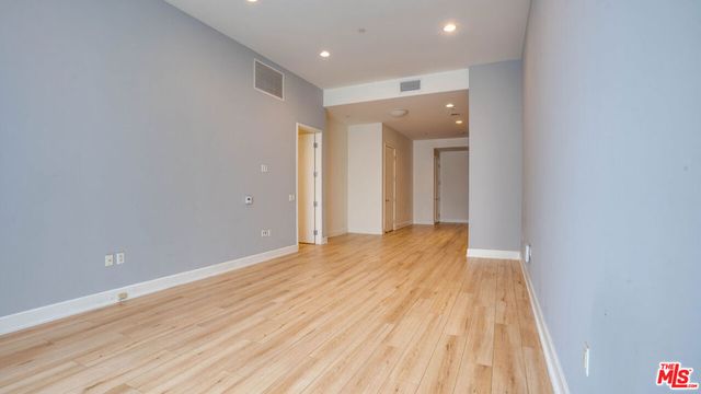 3223 W 6Th Street 207, Los Angeles, CA 90020