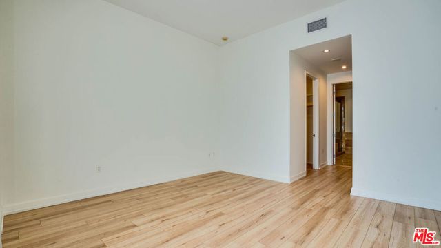 3223 W 6Th Street 207, Los Angeles, CA 90020