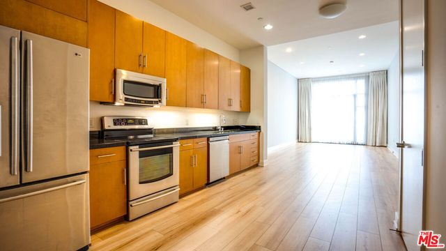 3223 W 6Th Street 207, Los Angeles, CA 90020